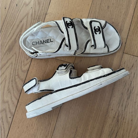 Chanel White dad sandals - Picture 1 of 11